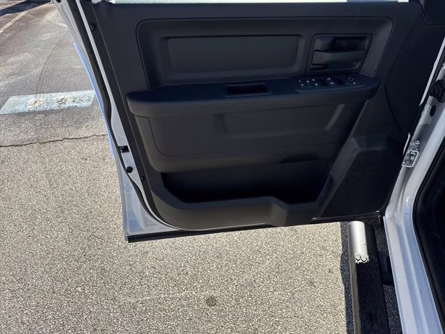 2026 Bright White Clearcoat Ram 2500 Tradesman 4X4 Truck