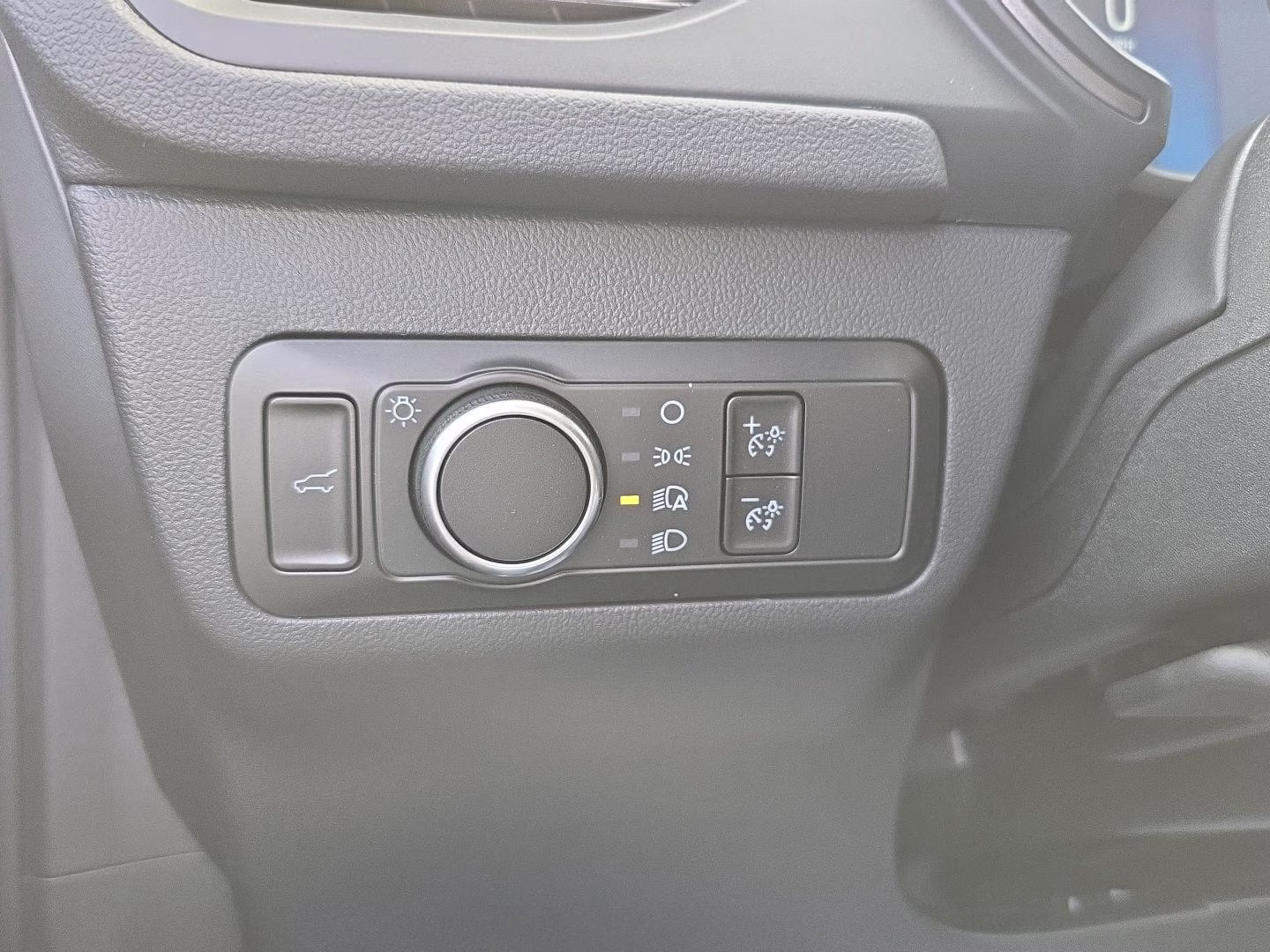 2026 Agate Black Metallic Ford Escape Active AWD SUV