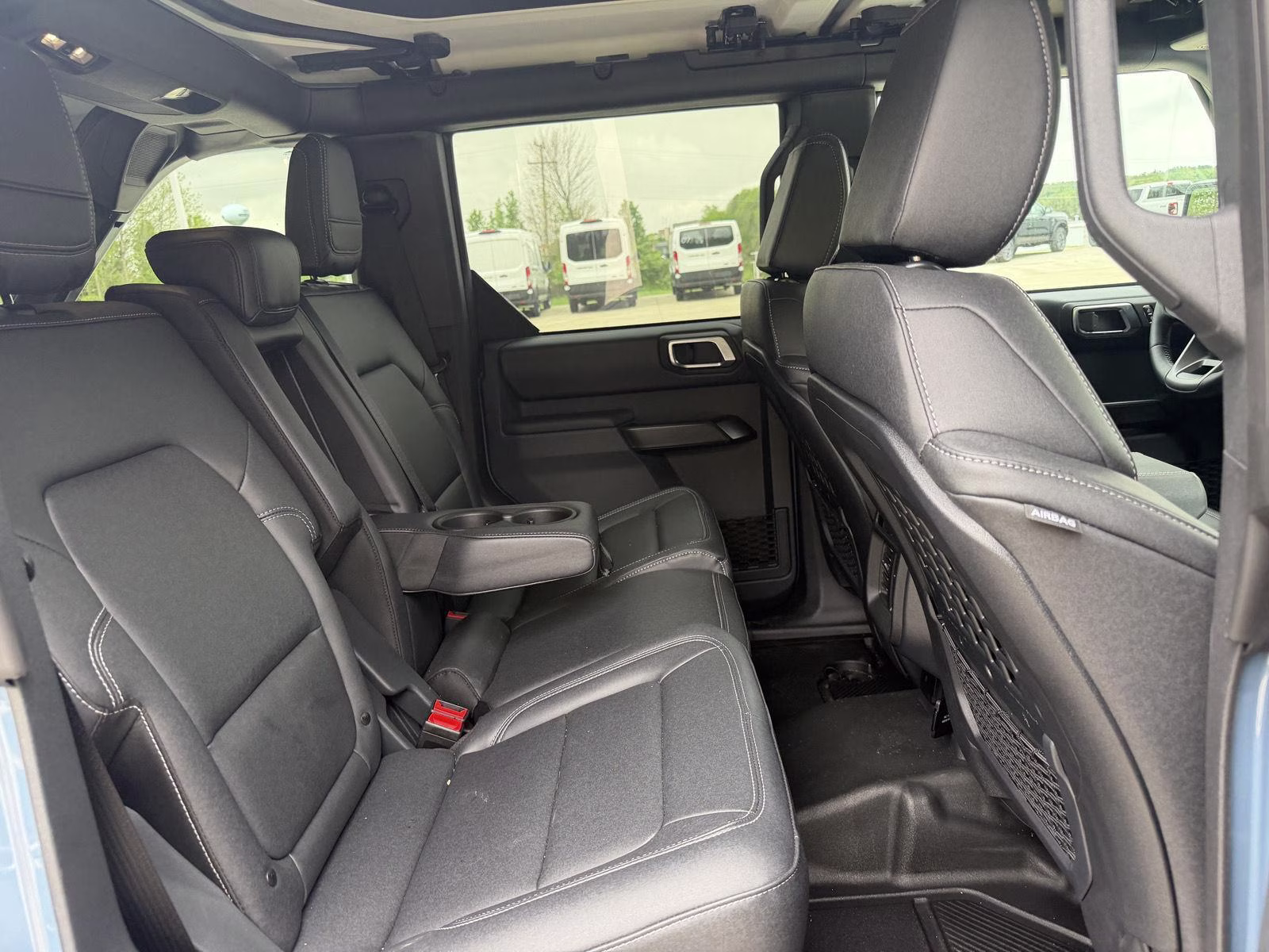 2025 Azure Gray Metallic Tri-Coat Ford Bronco Badlands 4X4 SUV