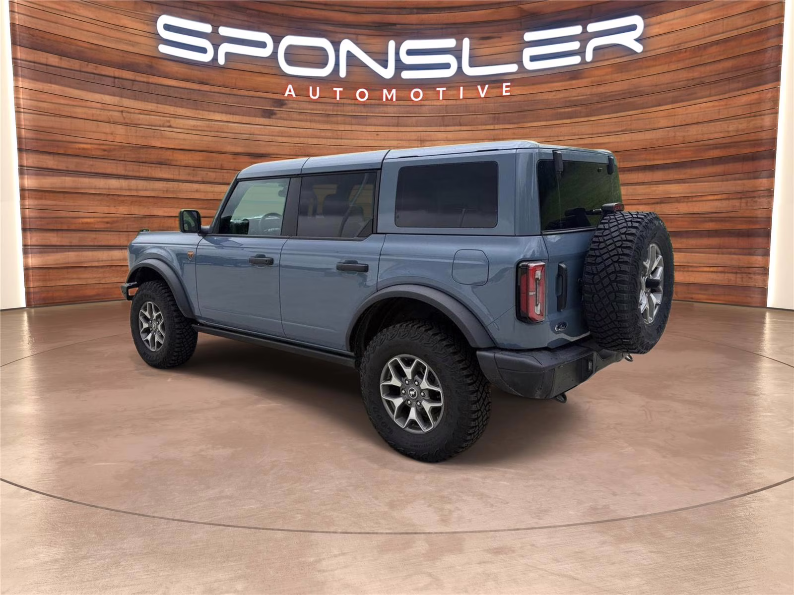2025 Azure Gray Metallic Tri-Coat Ford Bronco Badlands 4X4 SUV