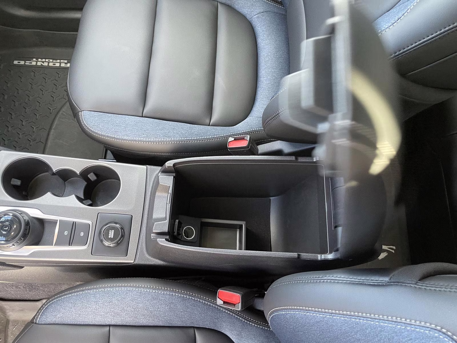 2025 Velocity Blue Ford Bronco Sport Outer Banks 4X4 SUV