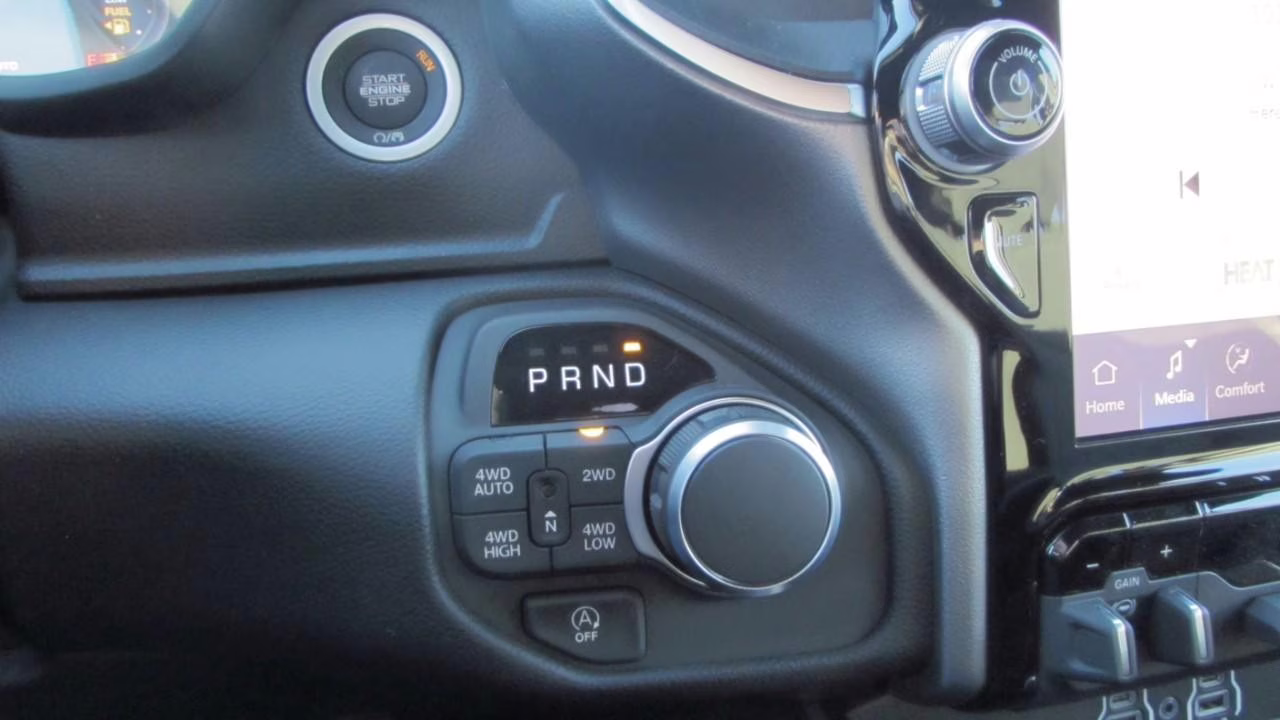 2026 Diamond Black Crystal Pearlcoat Ram 1500 Big Horn/Lone Star 4X4 Truck