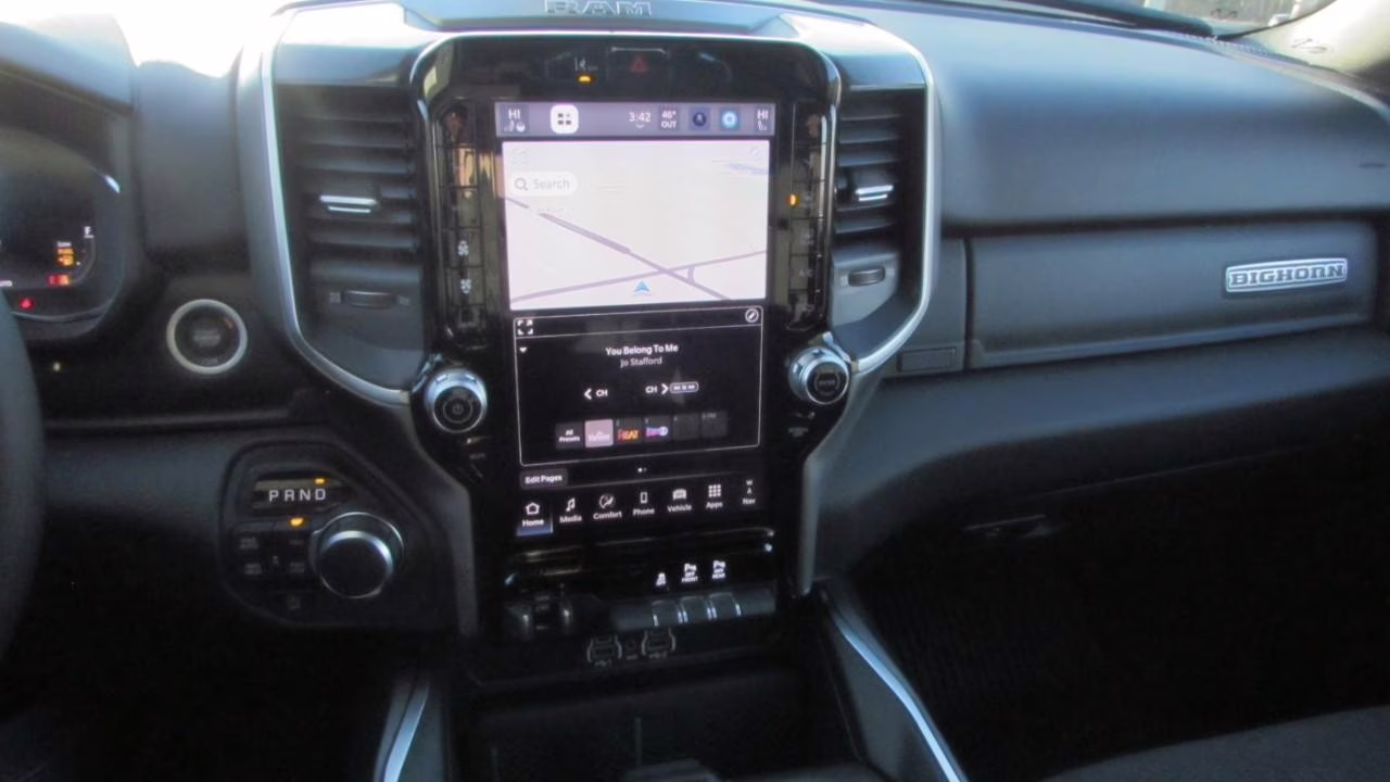 2026 Diamond Black Crystal Pearlcoat Ram 1500 Big Horn/Lone Star 4X4 Truck