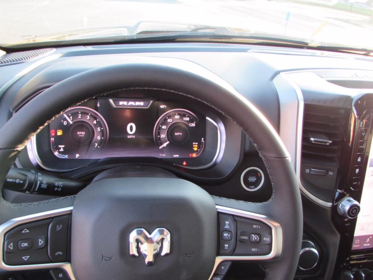 2026 Diamond Black Crystal Pearlcoat Ram 1500 Big Horn/Lone Star 4X4 Truck