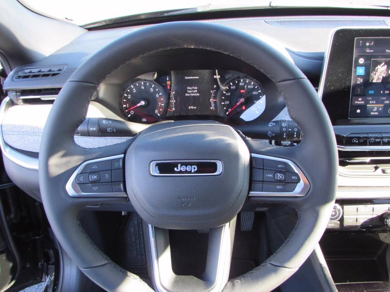 2026 Diamond Black Crystal Pearlcoat Jeep Compass Latitude 4X4 SUV