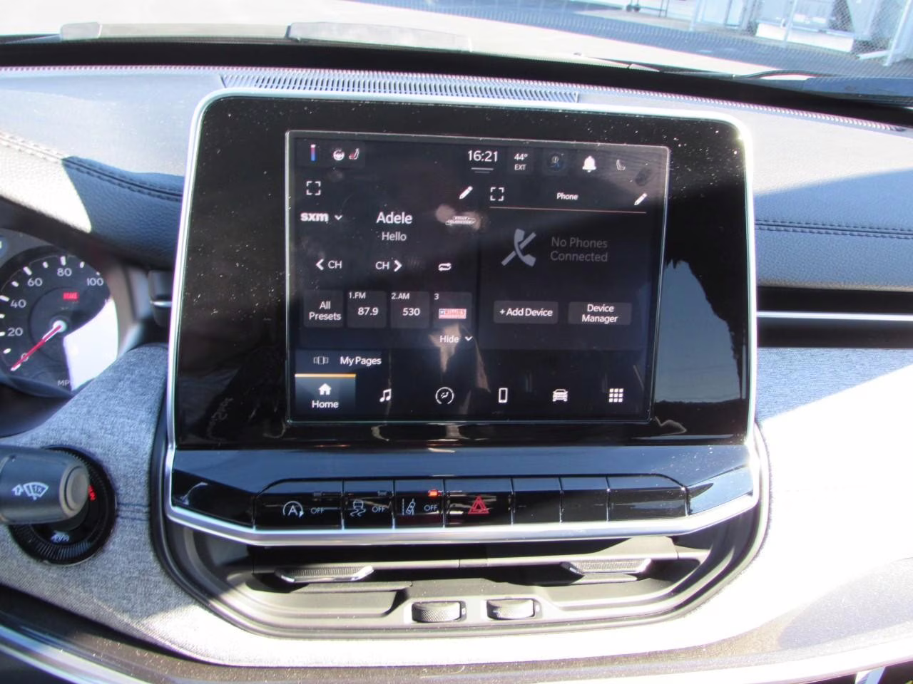 2026 Diamond Black Crystal Pearlcoat Jeep Compass Latitude 4X4 SUV