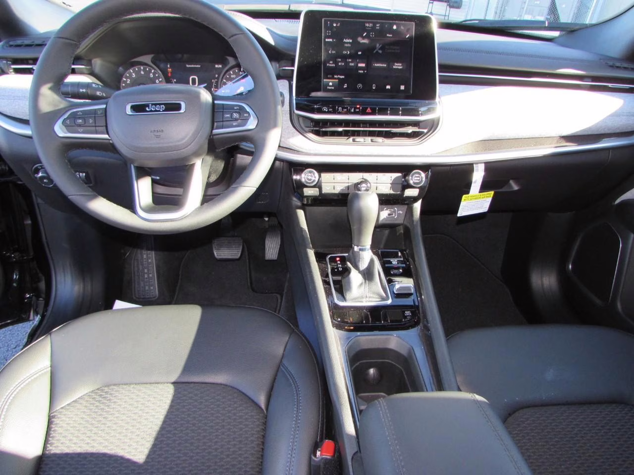 2026 Diamond Black Crystal Pearlcoat Jeep Compass Latitude 4X4 SUV