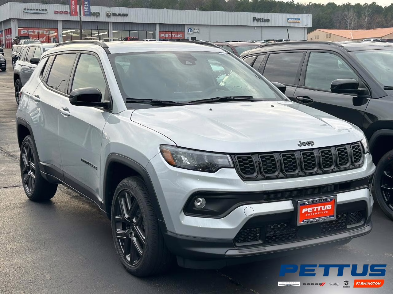 2026 Silver Zyn Jeep Compass Latitude 4X4 SUV