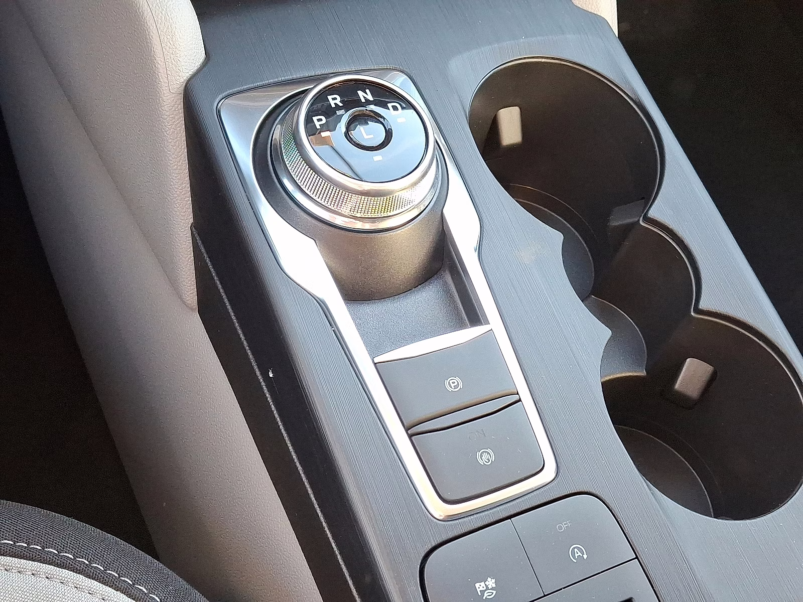 2026 carbonized gray metallic - M7 Ford Escape Active AWD