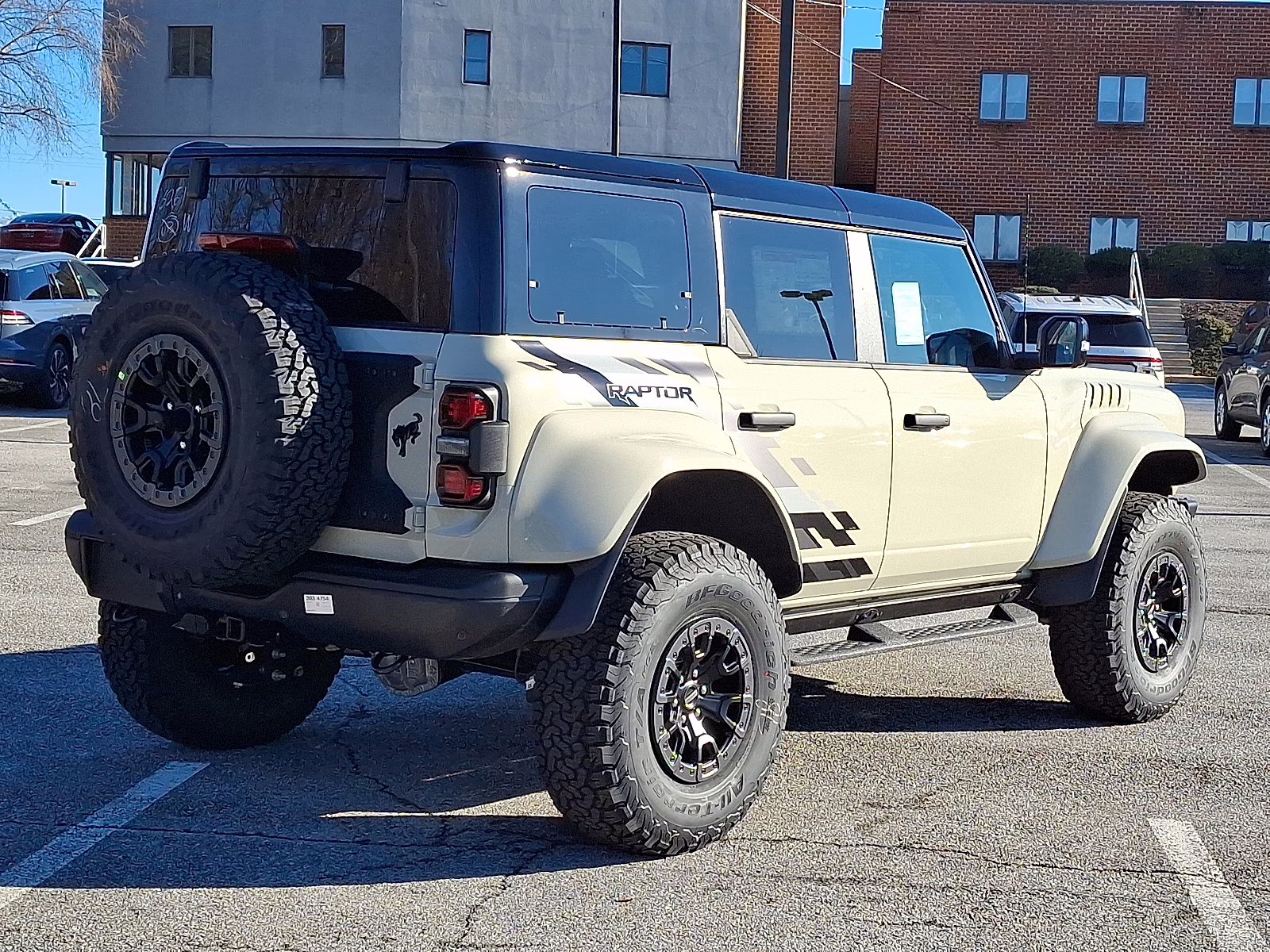 2025 Desert Sand - VA Ford Bronco Raptor 4X4