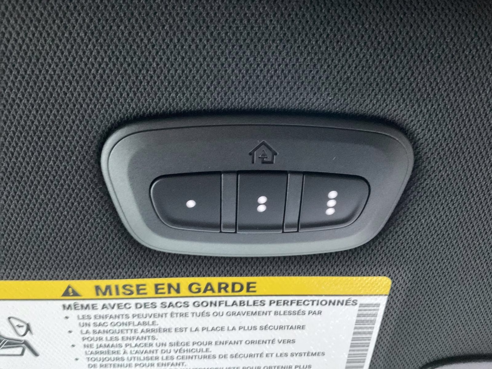 2026 Bright White Clearcoat Chrysler Pacifica Select AWD Van