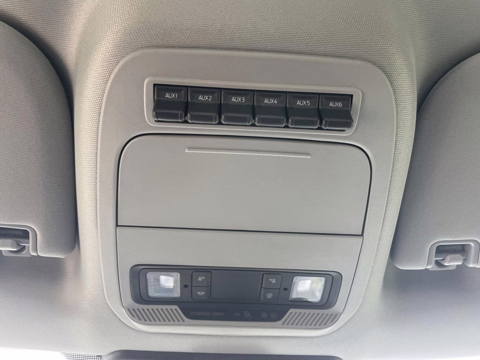 2026 Oxford White Ford Super Duty F-250 SRW XL 4X4 Truck