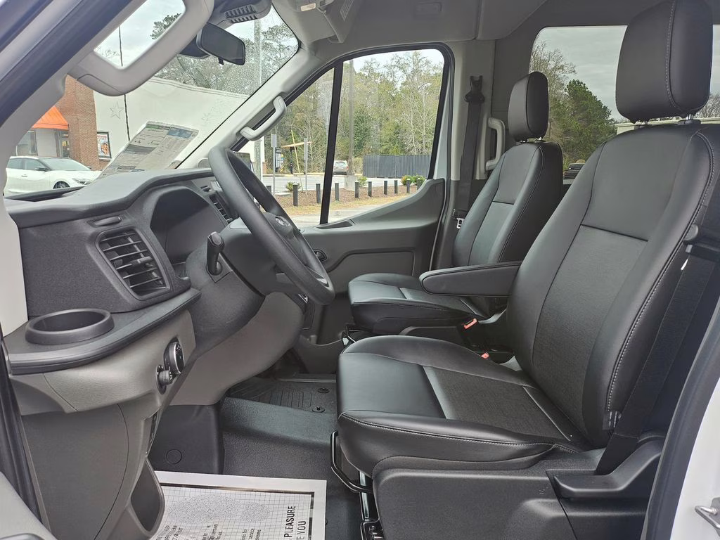 2026 Oxford White Ford Transit-350 XL RWD Crossover