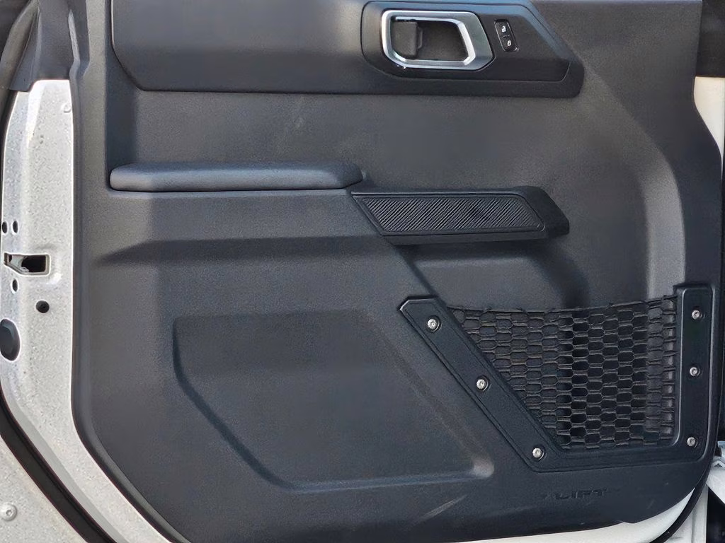 2025 Oxford White Ford Bronco Big Bend 4X4 SUV