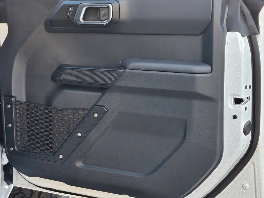 2025 Oxford White Ford Bronco Big Bend 4X4 SUV