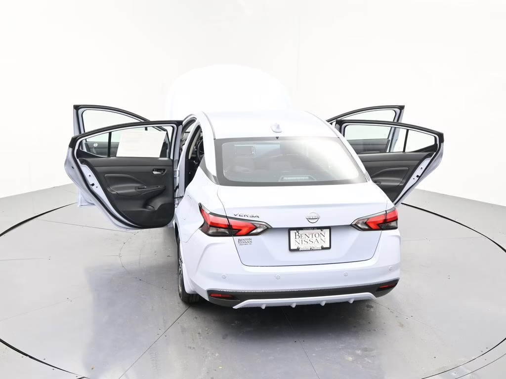 2025 Gray Sky Pearl Nissan Versa 1.6 SV FWD Sedan