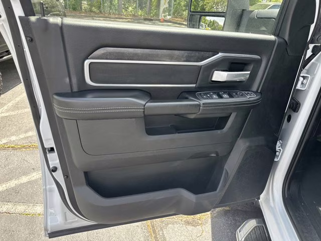 2024 Bright White Clearcoat Ram 2500 Big Horn 4X4 Truck