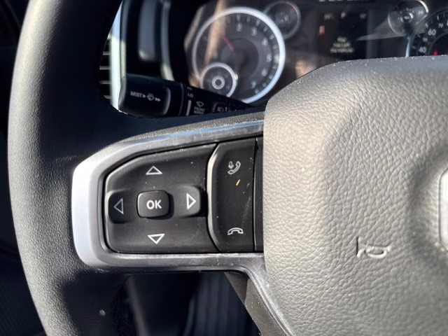 2025 Diamond Black Crystal Pearlcoat Ram 1500 Big Horn 4X4 Truck