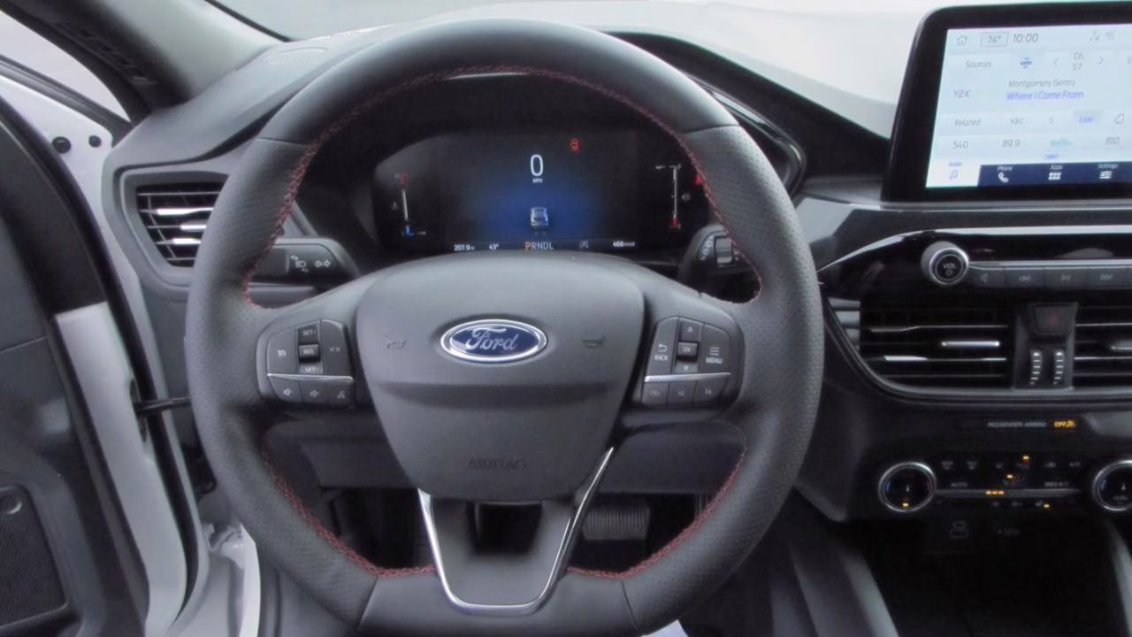 2026 Star White Metallic Tri-Coat Ford Escape ST-Line AWD SUV