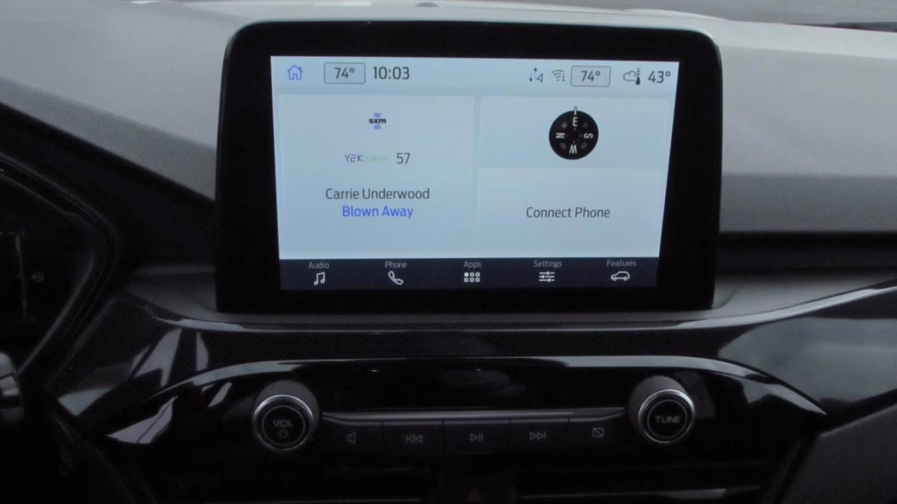 2026 Star White Metallic Tri-Coat Ford Escape ST-Line AWD SUV