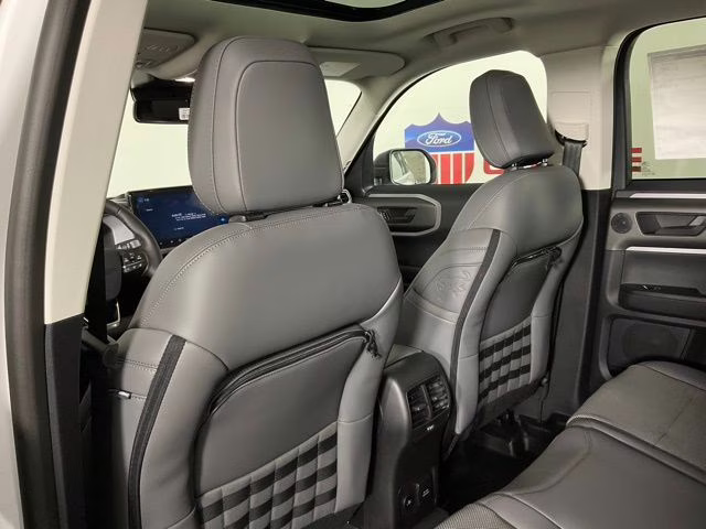 2025 Oxford White Ford Bronco Sport Badlands 4X4 SUV