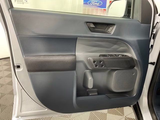 2026 White Metallic Ford Maverick XL AWD Truck