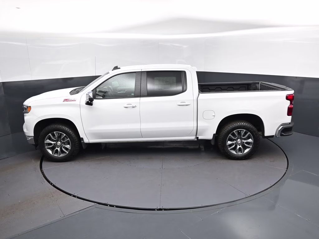 2026 Summit White Chevrolet Silverado 1500 LT 4X4 Truck