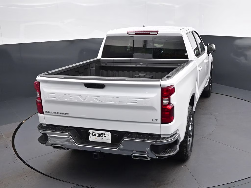 2026 Summit White Chevrolet Silverado 1500 LT 4X4 Truck