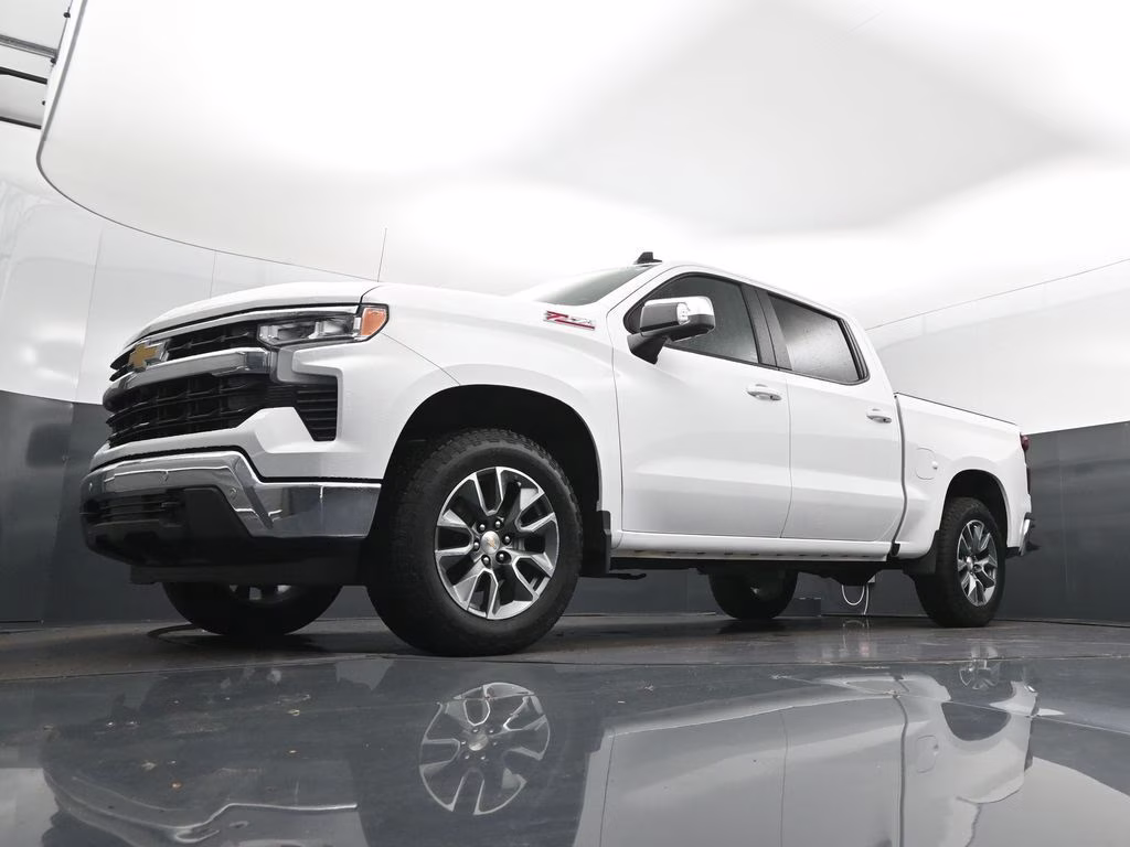 2026 Summit White Chevrolet Silverado 1500 LT 4X4 Truck