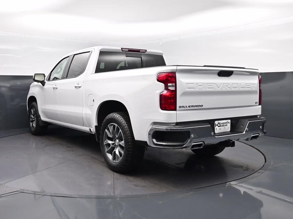 2026 Summit White Chevrolet Silverado 1500 LT 4X4 Truck
