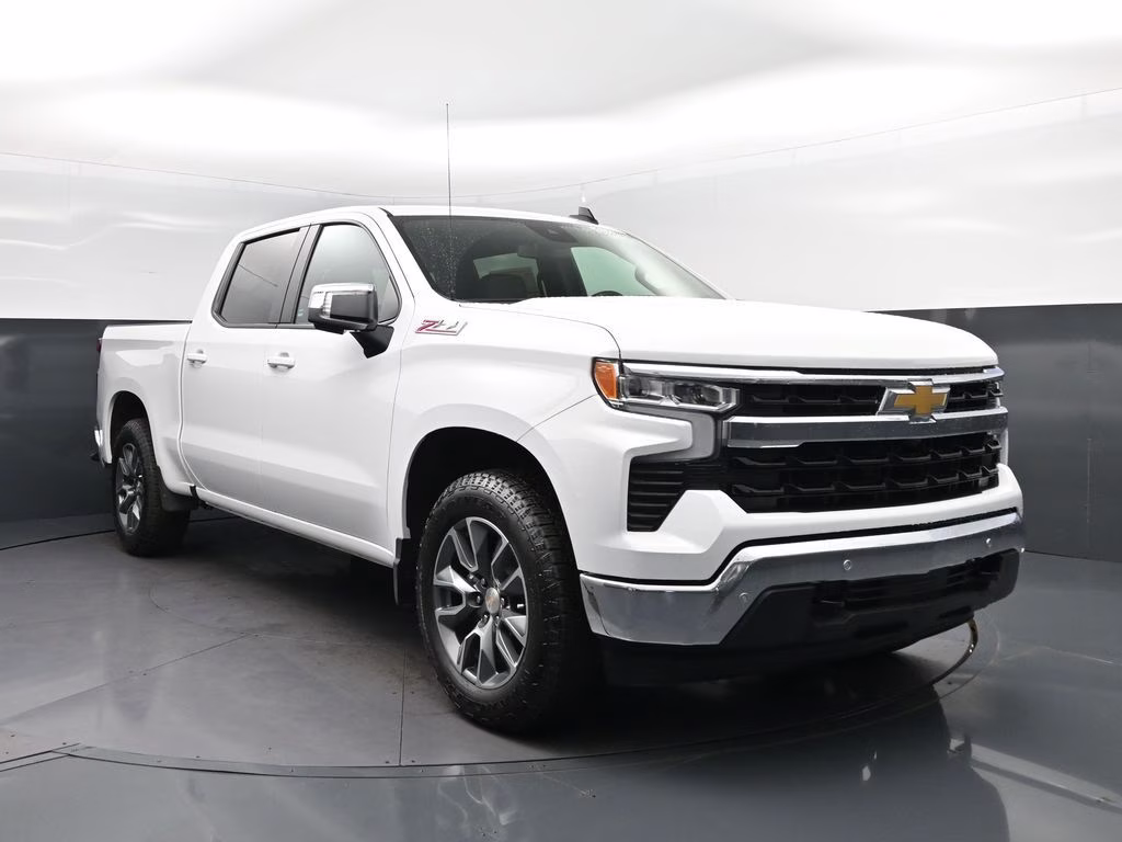 2026 Summit White Chevrolet Silverado 1500 LT 4X4 Truck