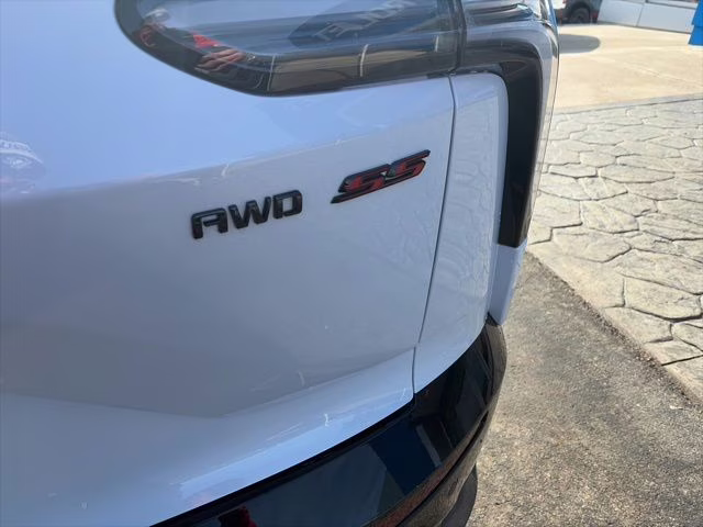 2026 Polar White Chevrolet Blazer EV SS AWD SUV