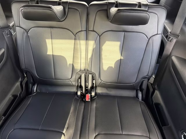 2025 Baltic Gray Metallic Clearcoat Jeep Grand Cherokee L Limited 4X4 SUV