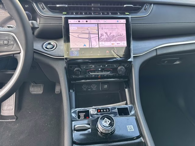 2025 Baltic Gray Metallic Clearcoat Jeep Grand Cherokee L Limited 4X4 SUV