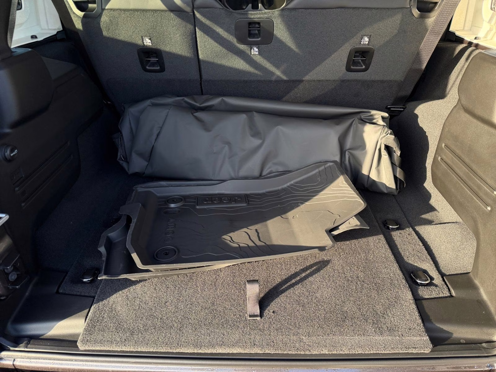 2026 Granite Crystal Metallic Clearcoat Jeep Wrangler Rubicon 4X4 SUV