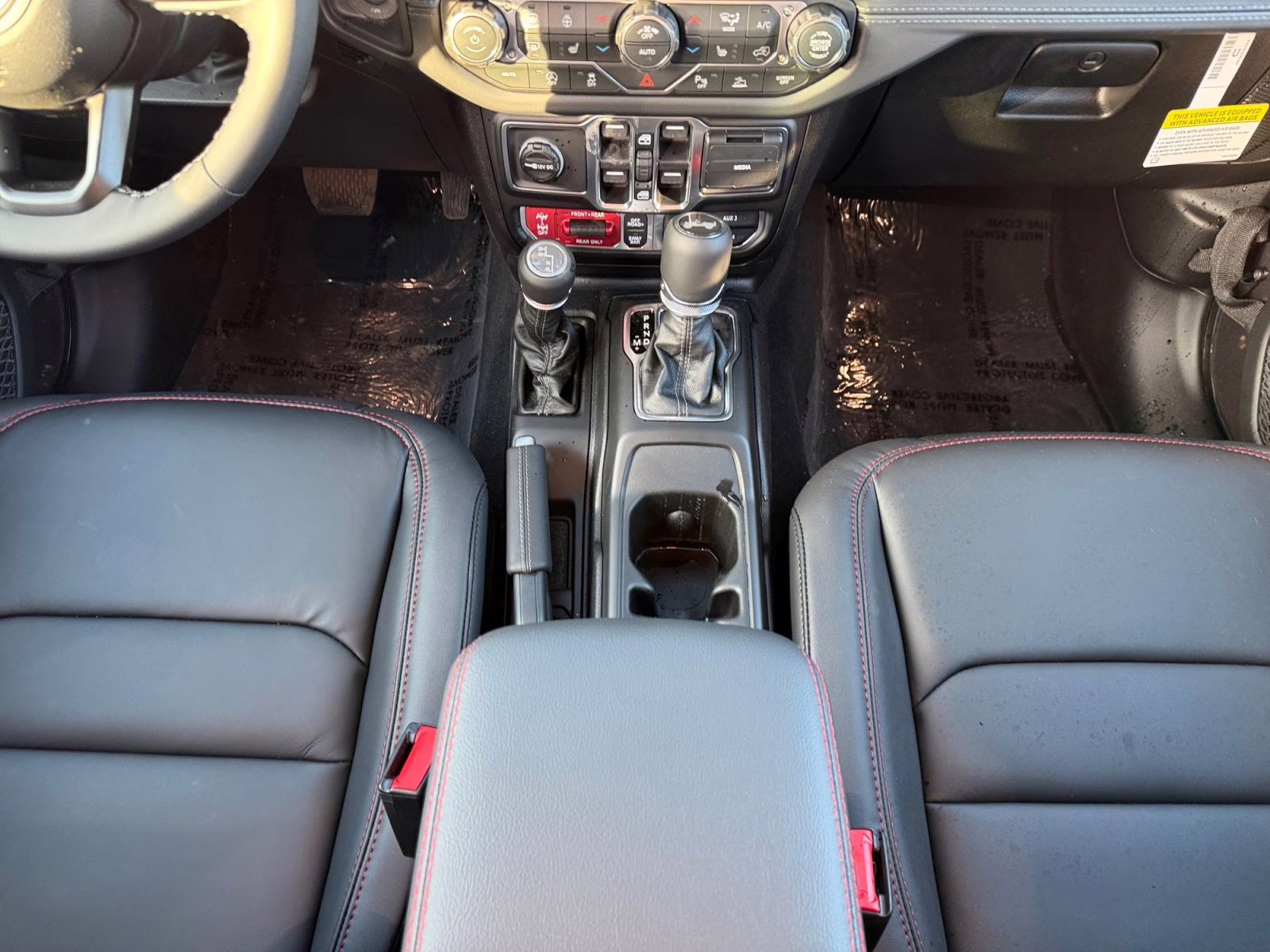 2026 Granite Crystal Metallic Clearcoat Jeep Wrangler Rubicon 4X4 SUV