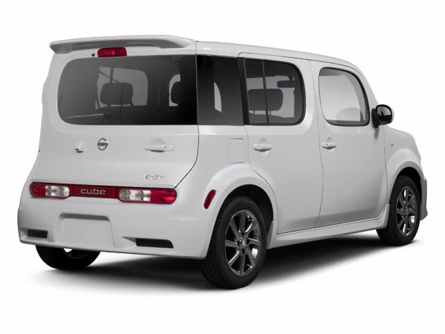 2010 White Pearl Nissan cube 1.8 S Krom Edition FWD Crossover
