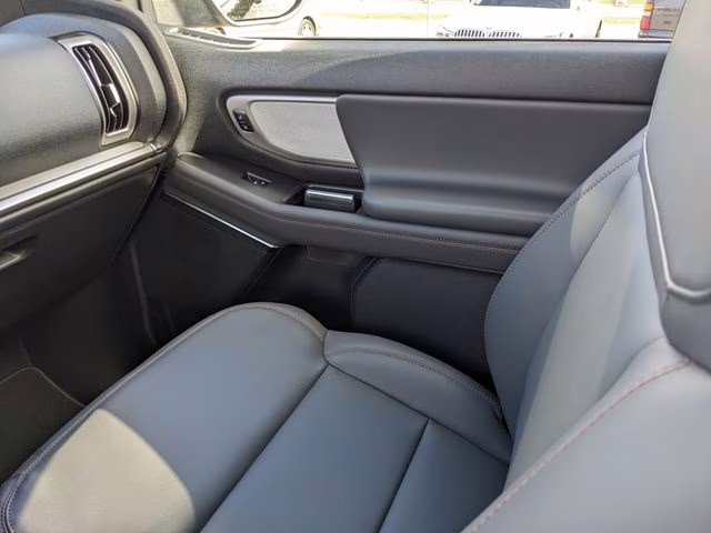 2025 Agate Black Metallic Ford Expedition Active RWD SUV