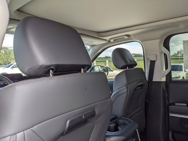 2025 Agate Black Metallic Ford Expedition Active RWD SUV