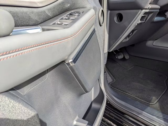 2025 Agate Black Metallic Ford Expedition Active RWD SUV