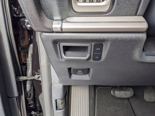 2025 Agate Black Metallic Ford Expedition Active RWD SUV