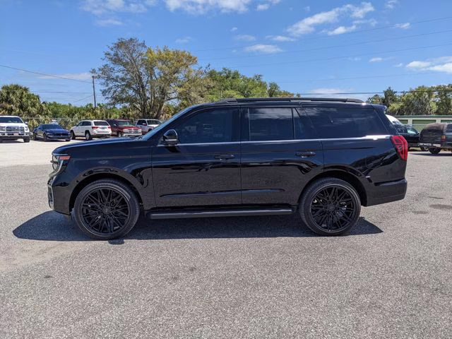 2025 Agate Black Metallic Ford Expedition Active RWD SUV