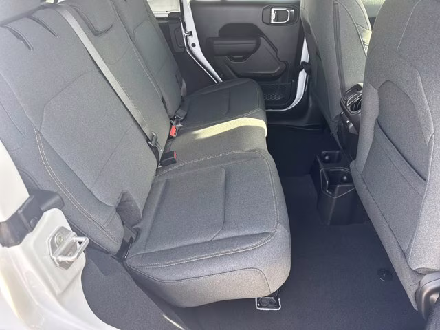 2026 Bright White Clearcoat Jeep Wrangler Willys 4X4 Convertible