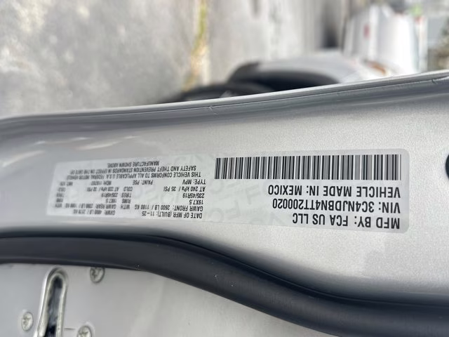 2026 Silver Zynith Metallic Clearcoat Jeep Compass Latitude Altitude 4X4 SUV