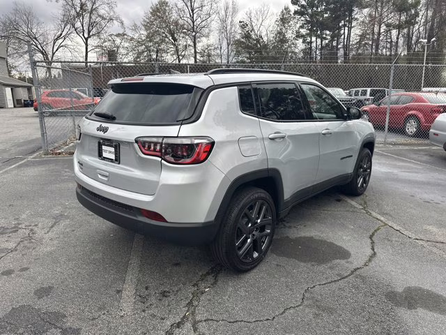 2026 Silver Zynith Metallic Clearcoat Jeep Compass Latitude Altitude 4X4 SUV