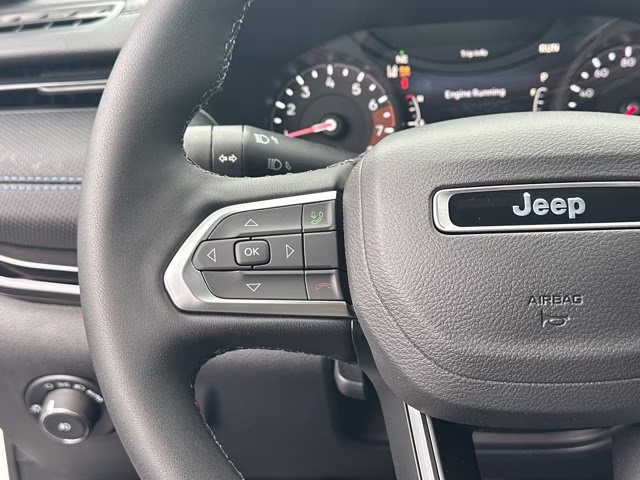 2026 Bright White Clearcoat Jeep Compass Latitude Altitude 4X4 SUV