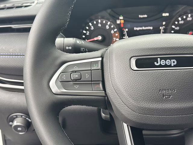 2026 Bright White Clearcoat Jeep Compass Latitude Altitude 4X4 SUV