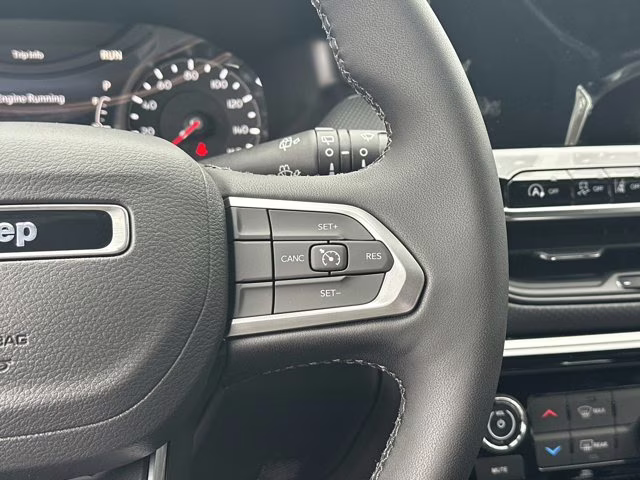 2026 Bright White Clearcoat Jeep Compass Latitude Altitude 4X4 SUV