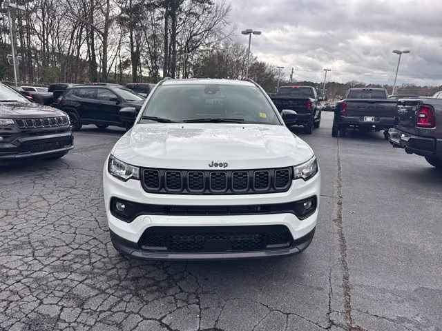 2026 Bright White Clearcoat Jeep Compass Latitude Altitude 4X4 SUV