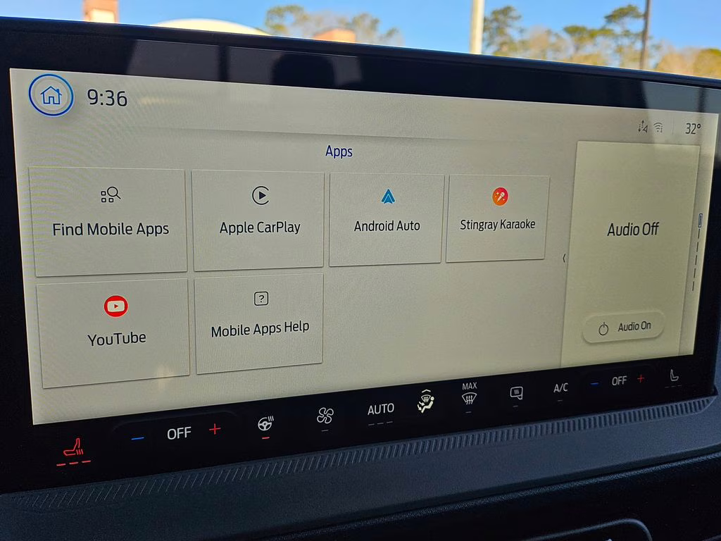 2026 Space White Metallic Ford Maverick Tremor AWD Truck